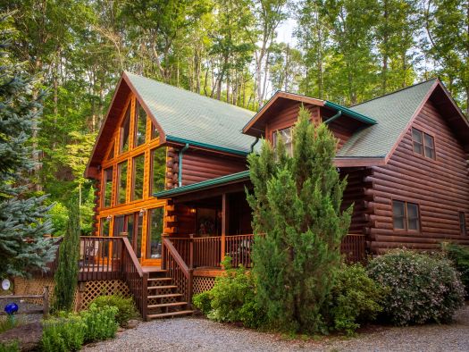 Image for Top 5 Extraordinary Mountain Cabins at Bear Camp